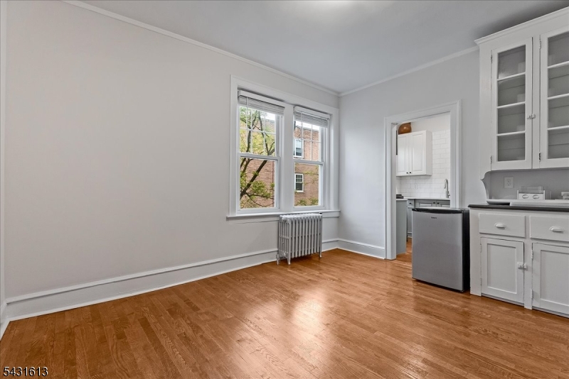 2 Altamont Ct 24