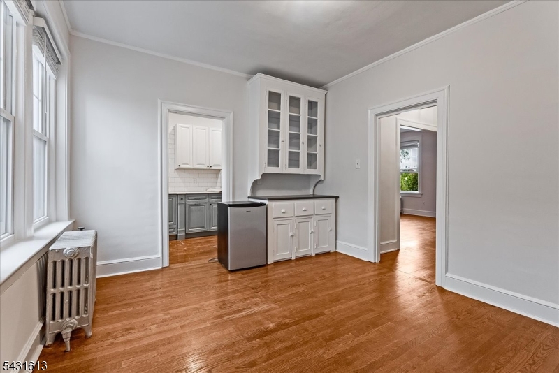 2 Altamont Ct 24