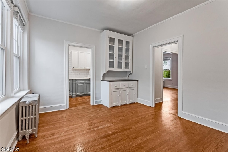 2 Altamont Ct 24