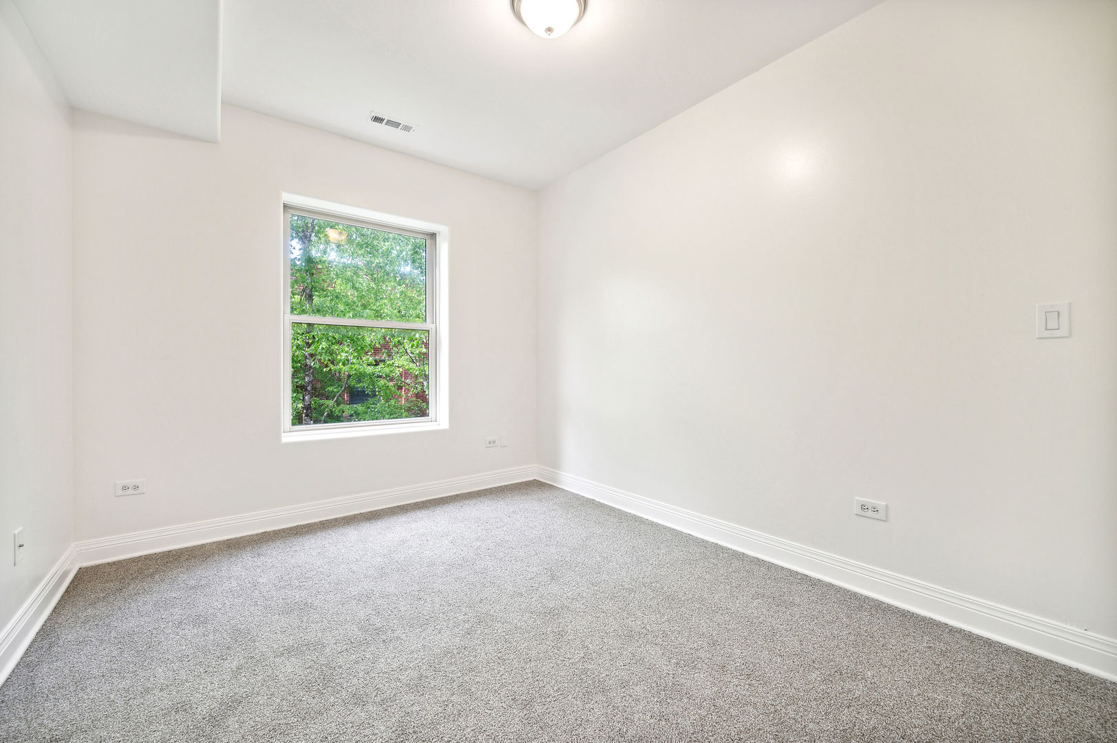 6614 N Ashland Avenue Unit: 3