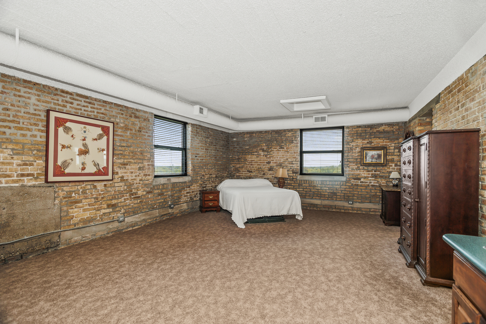 1800 W Roscoe Street Unit: 531