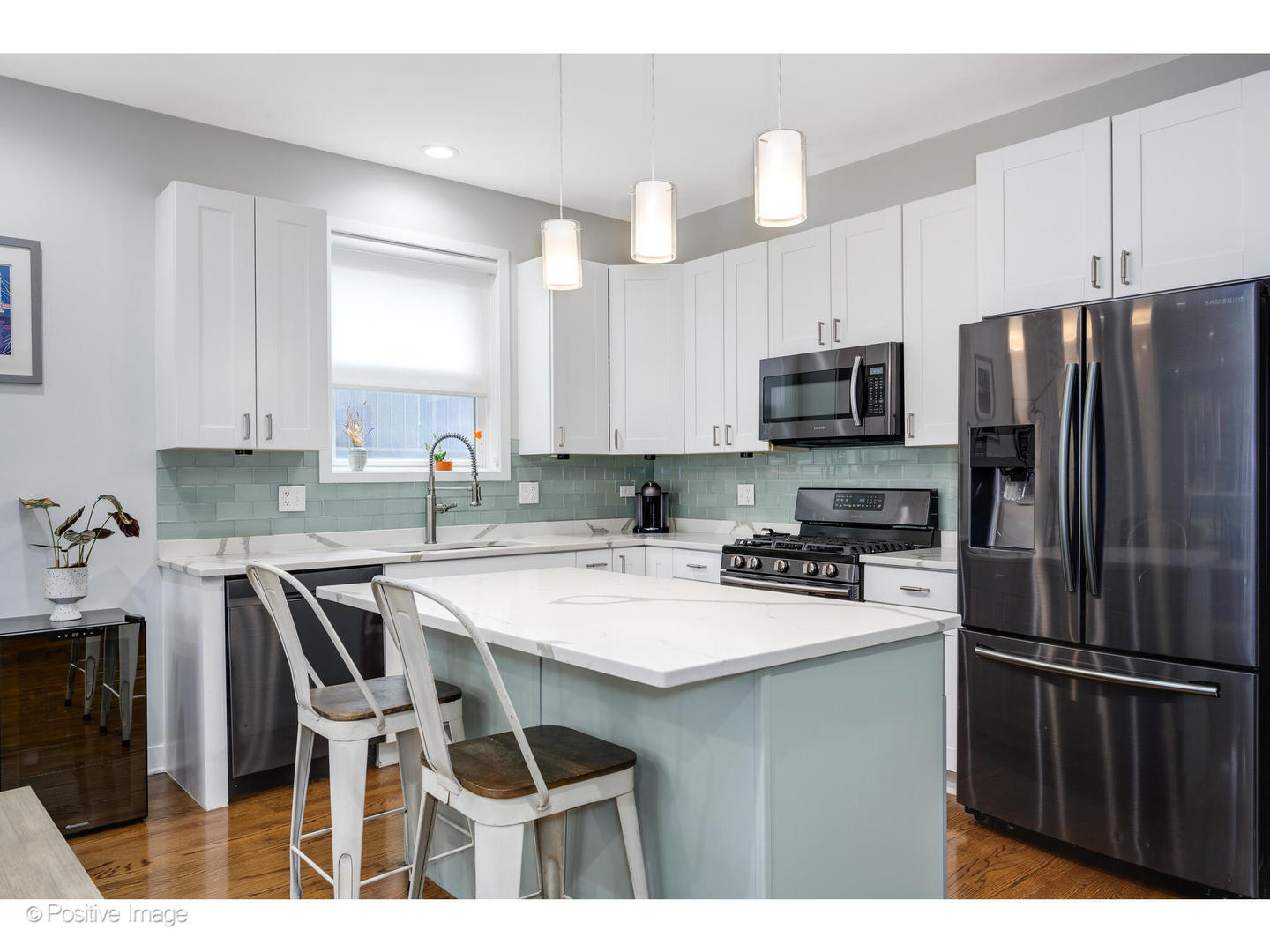 2218 N Seeley Avenue Unit: 1
