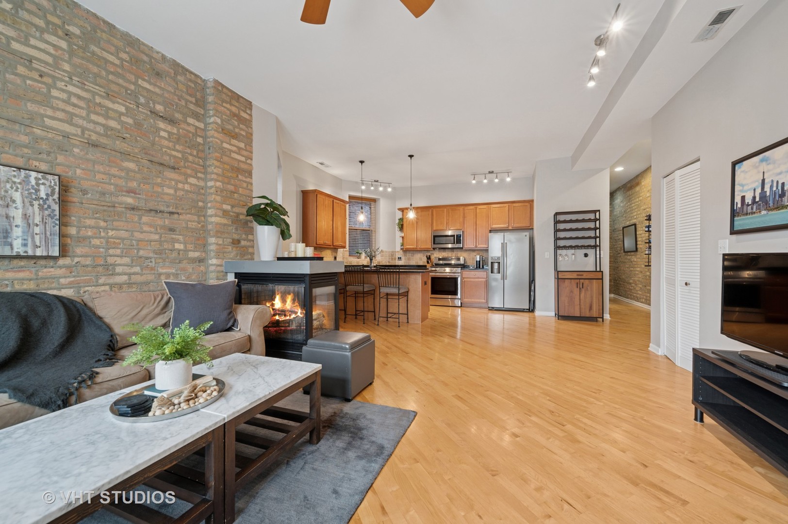 1350 N Campbell Avenue Unit: 1