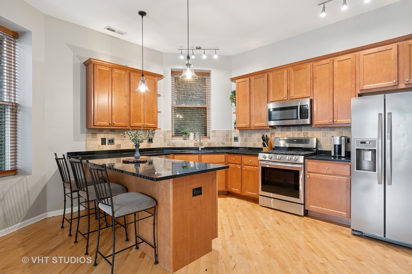 1350 N Campbell Avenue Unit: 1
