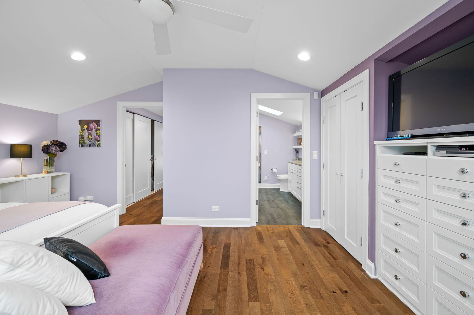 1318 W Fletcher Street Unit: 3W