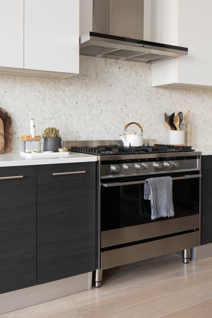 134 S ABERDEEN Avenue Unit: 5S