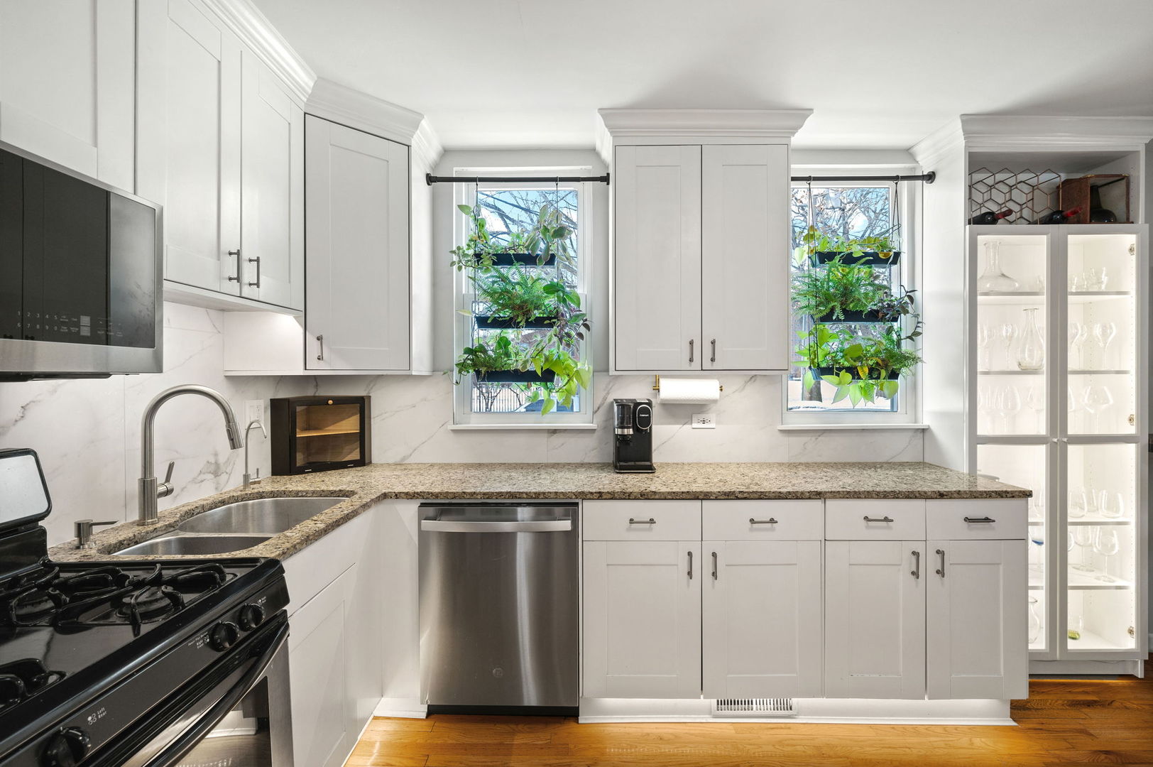 1259 W Fry Street Unit: 1C