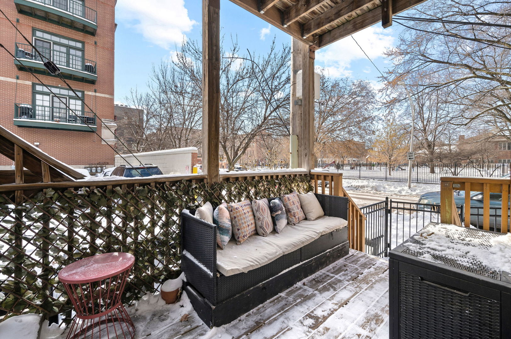 1259 W Fry Street Unit: 1C