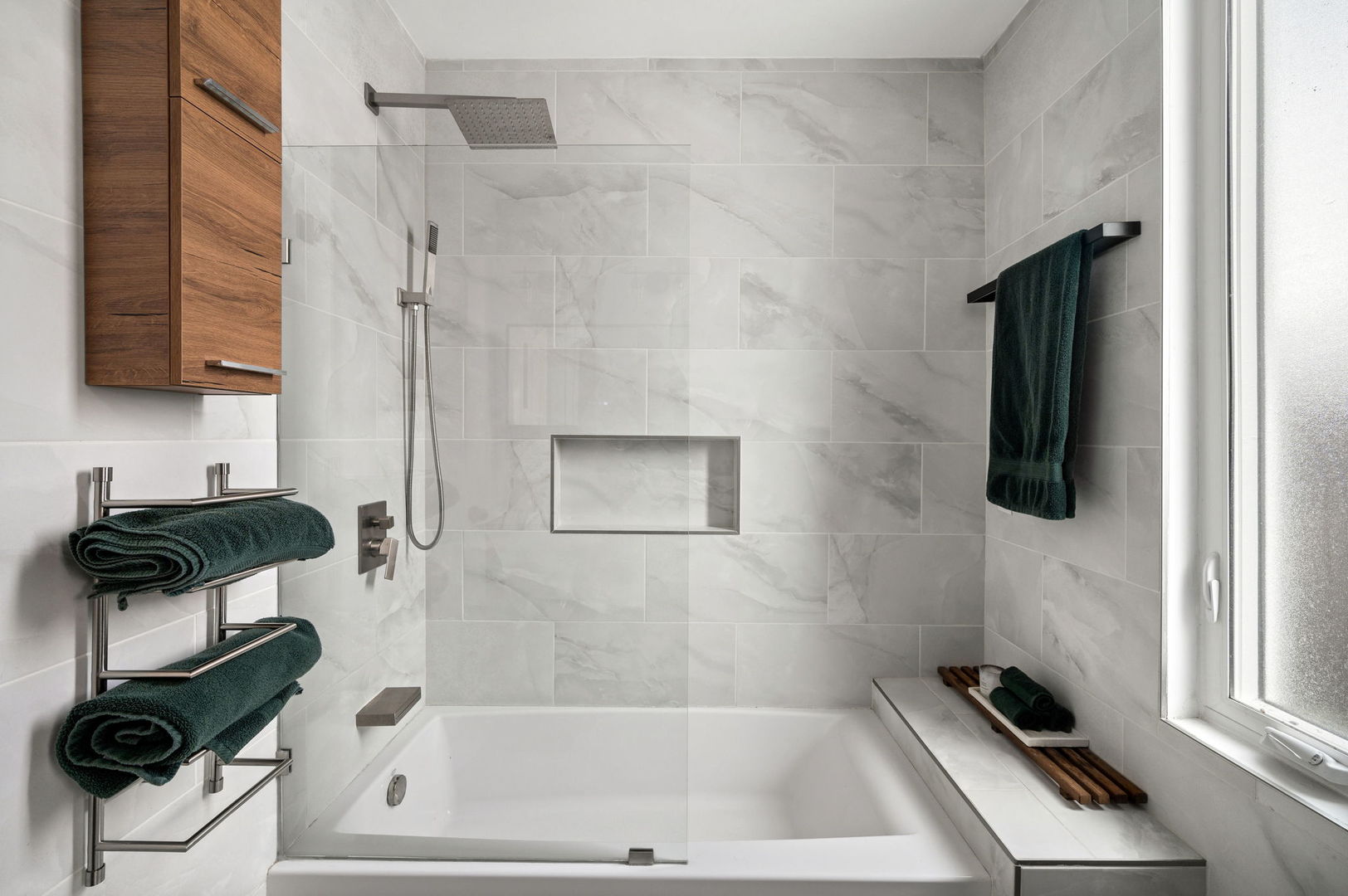 1259 W Fry Street Unit: 1C