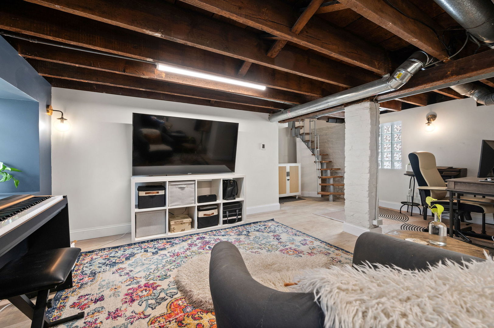 1259 W Fry Street Unit: 1C
