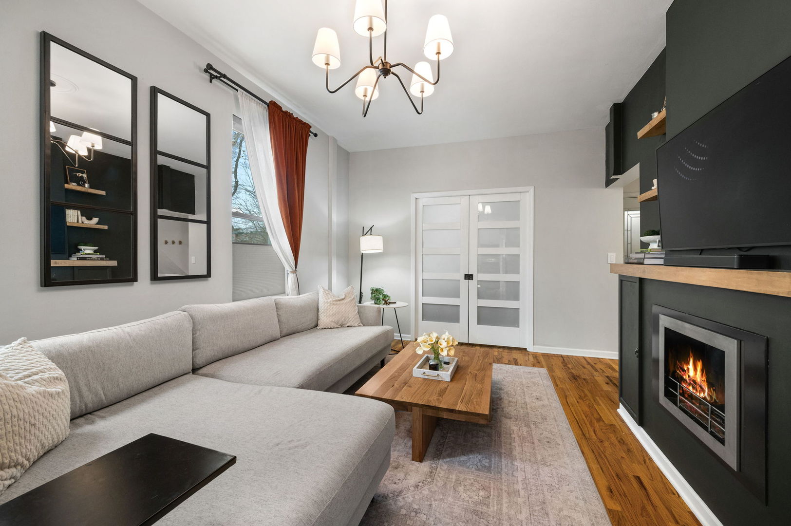 1259 W Fry Street Unit: 1C