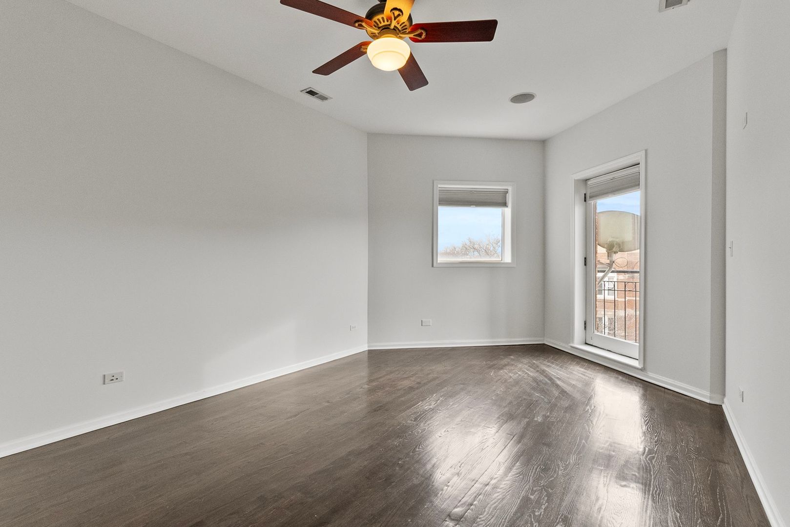2236 W Armitage Avenue Unit: 403
