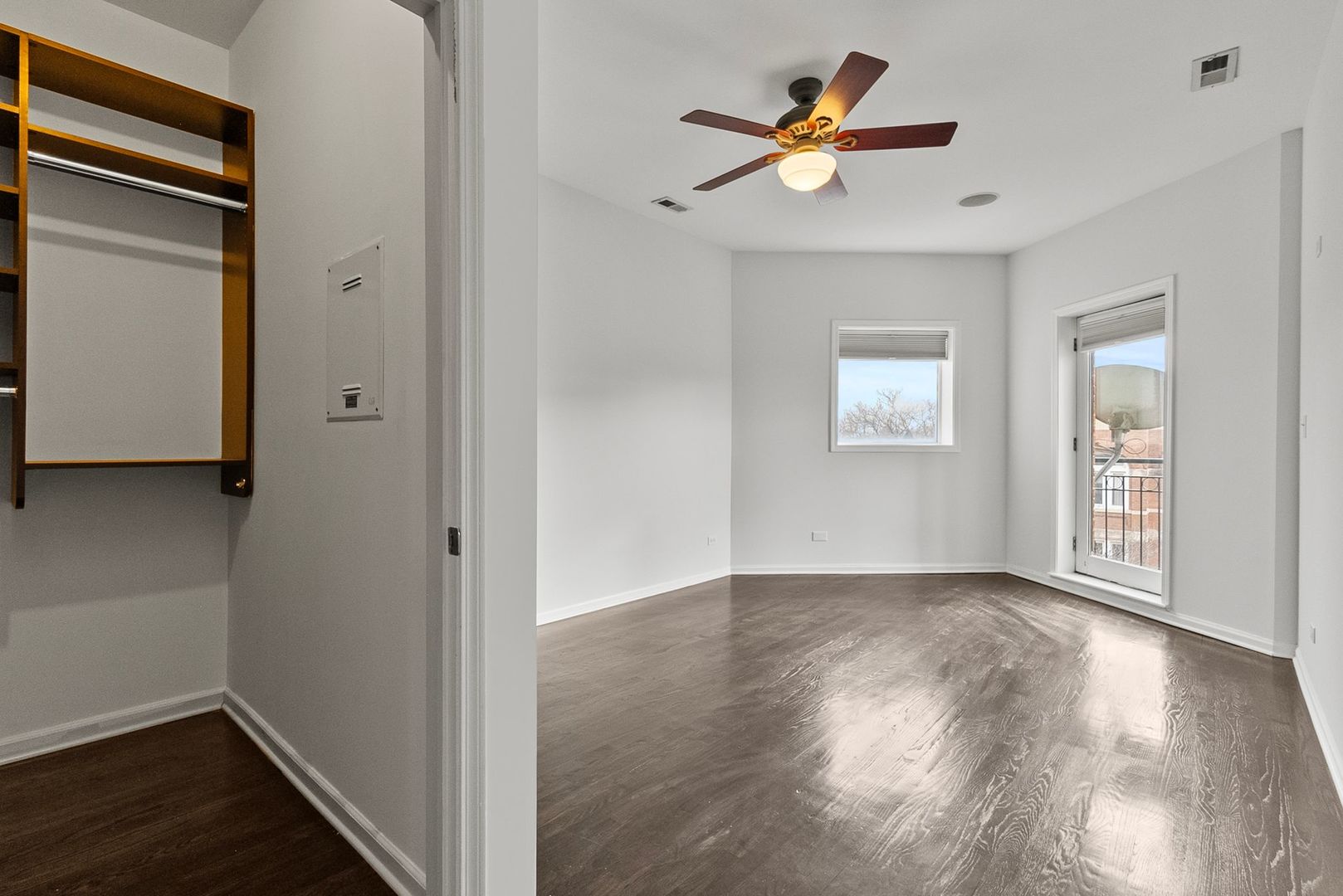 2236 W Armitage Avenue Unit: 403