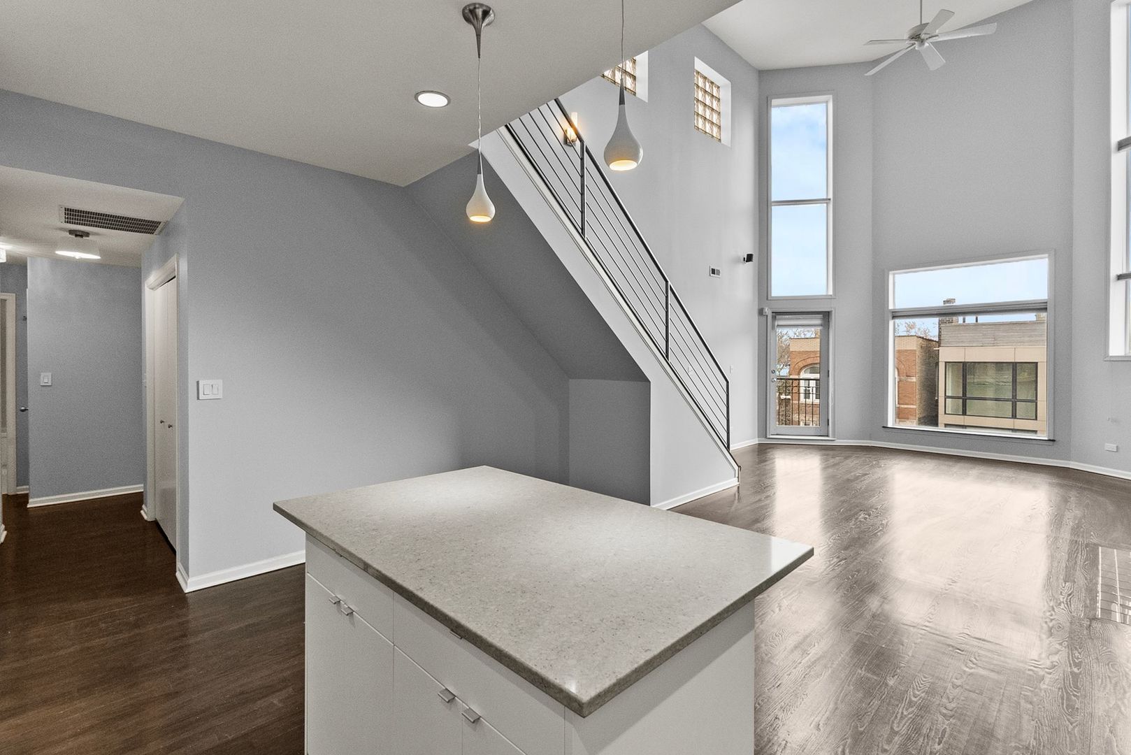 2236 W Armitage Avenue Unit: 403