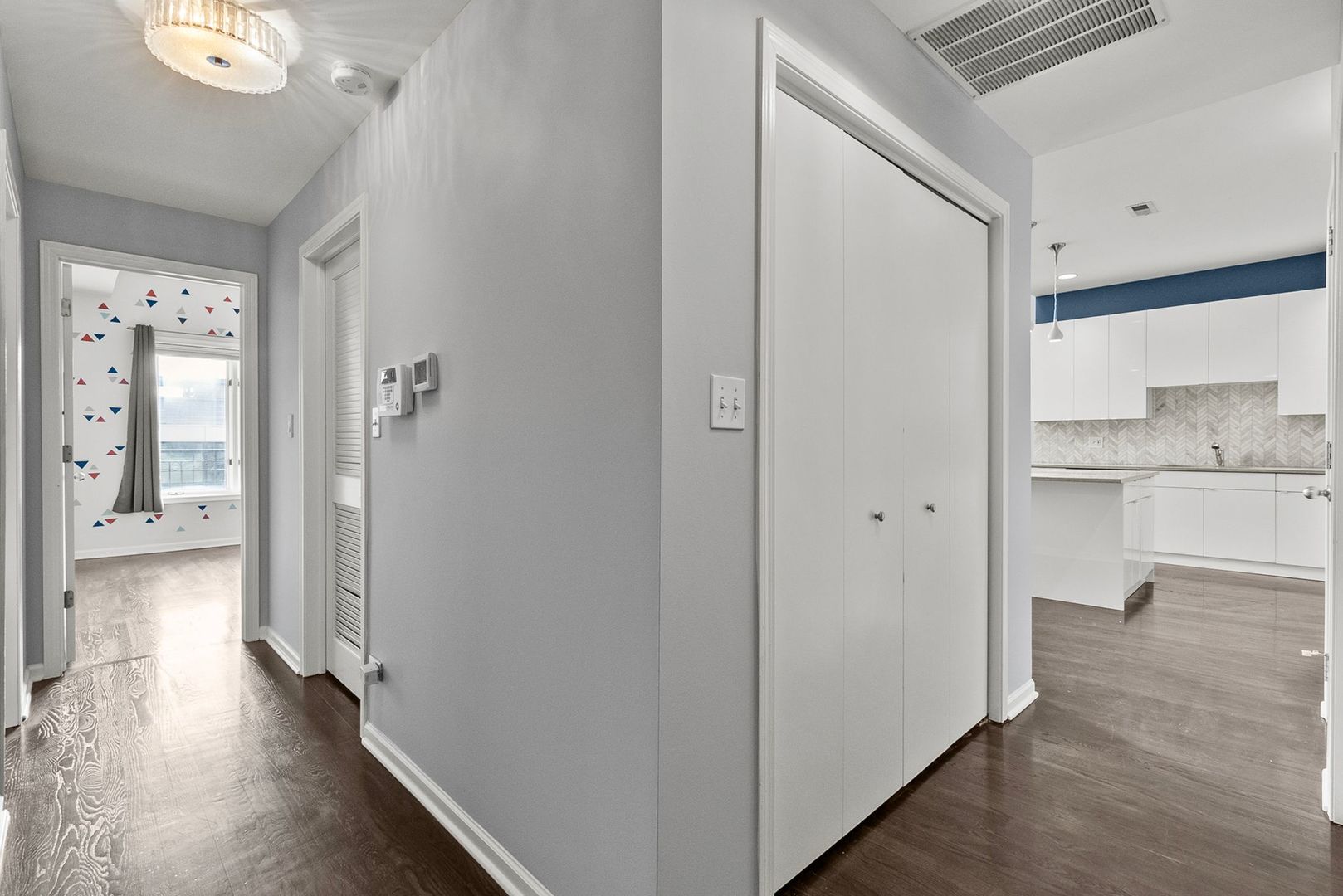 2236 W Armitage Avenue Unit: 403
