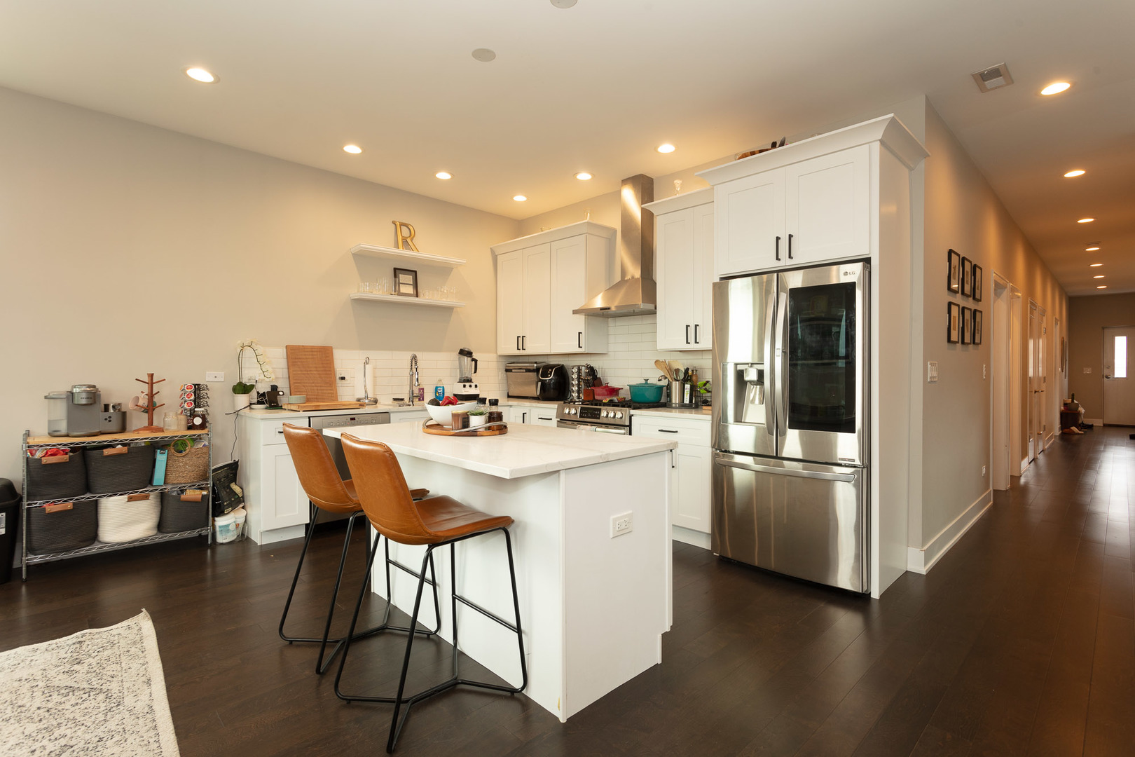1906 S Loomis Street Unit: 3