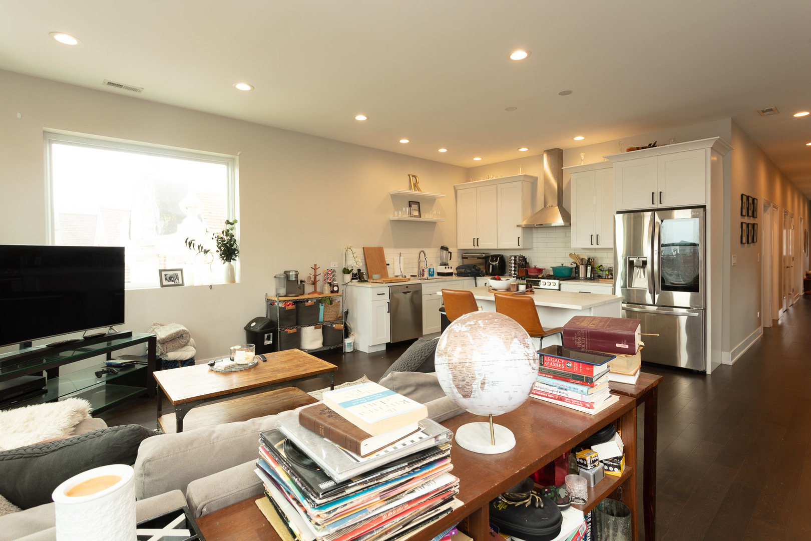 1906 S Loomis Street Unit: 3