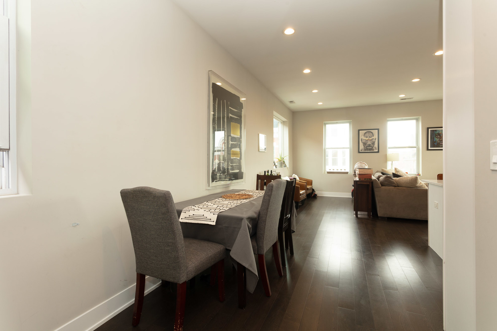 1906 S Loomis Street Unit: 3