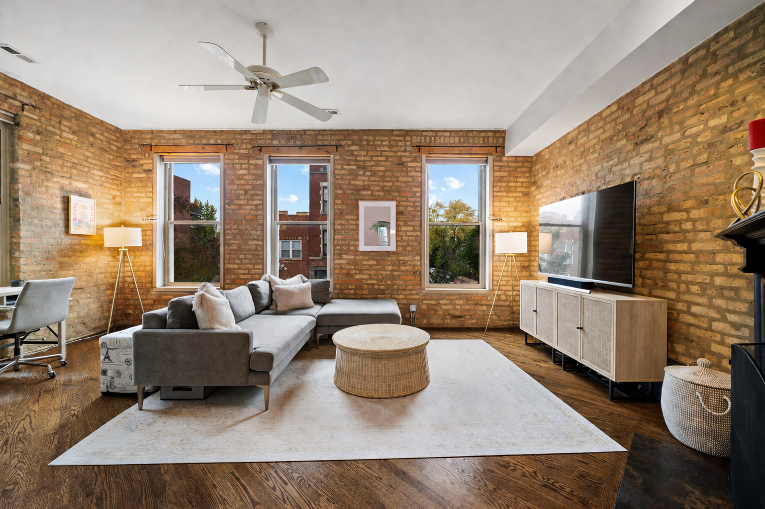 1855 N Damen Avenue Unit: 2S
