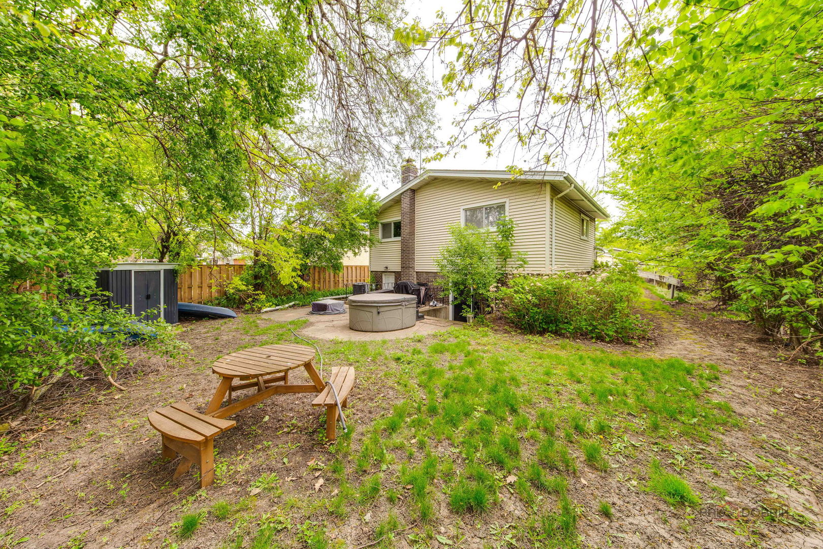 8800 Kostner Terrace
