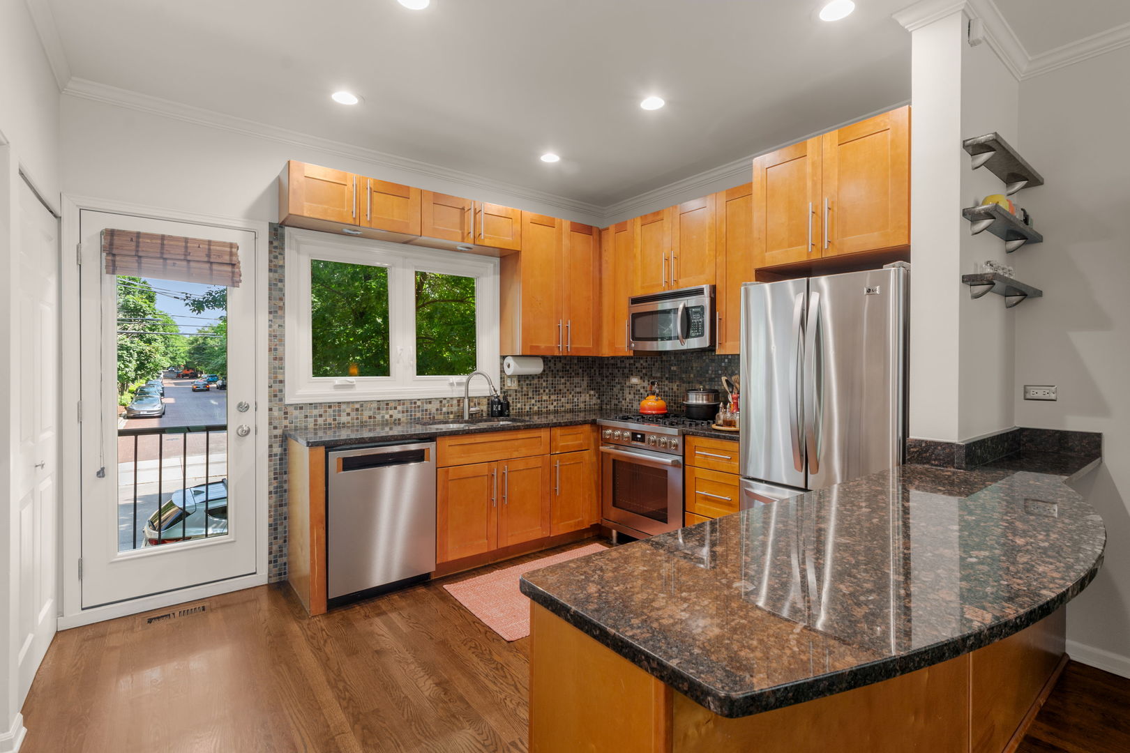 1781 W ALTGELD Street Unit: D