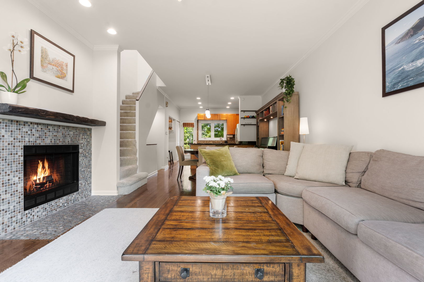 1781 W ALTGELD Street Unit: D