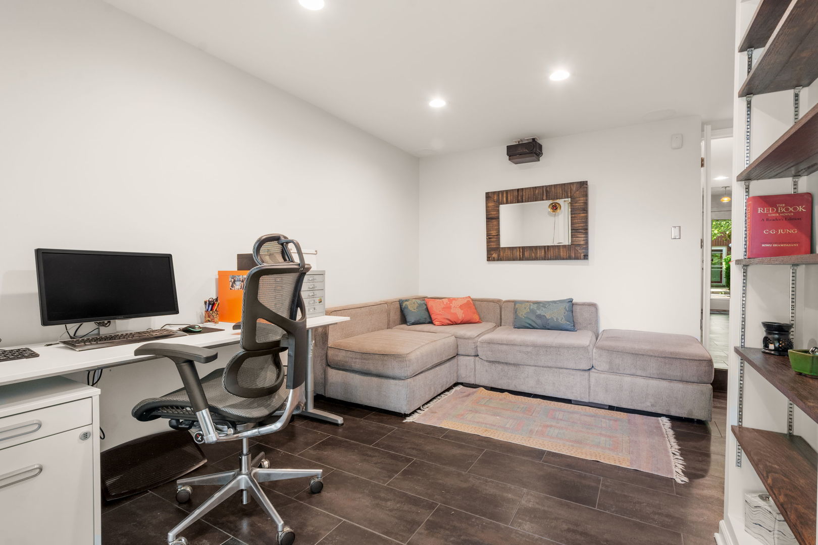 1781 W ALTGELD Street Unit: D