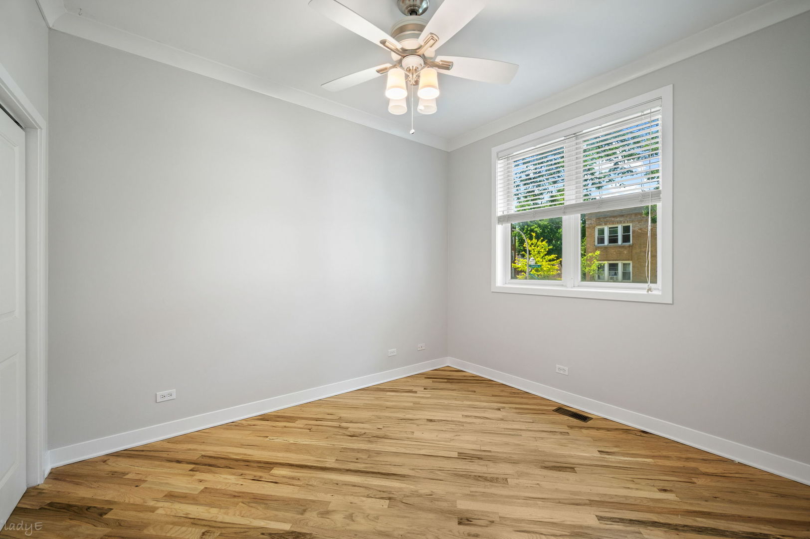 3756 W LELAND Avenue Unit: 1S