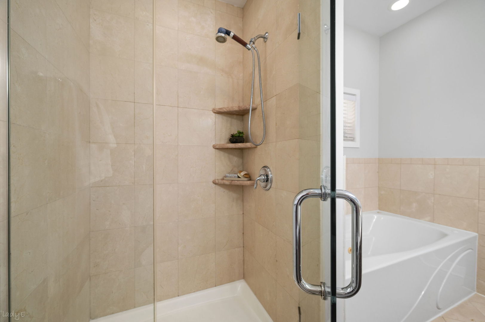 3756 W LELAND Avenue Unit: 1S