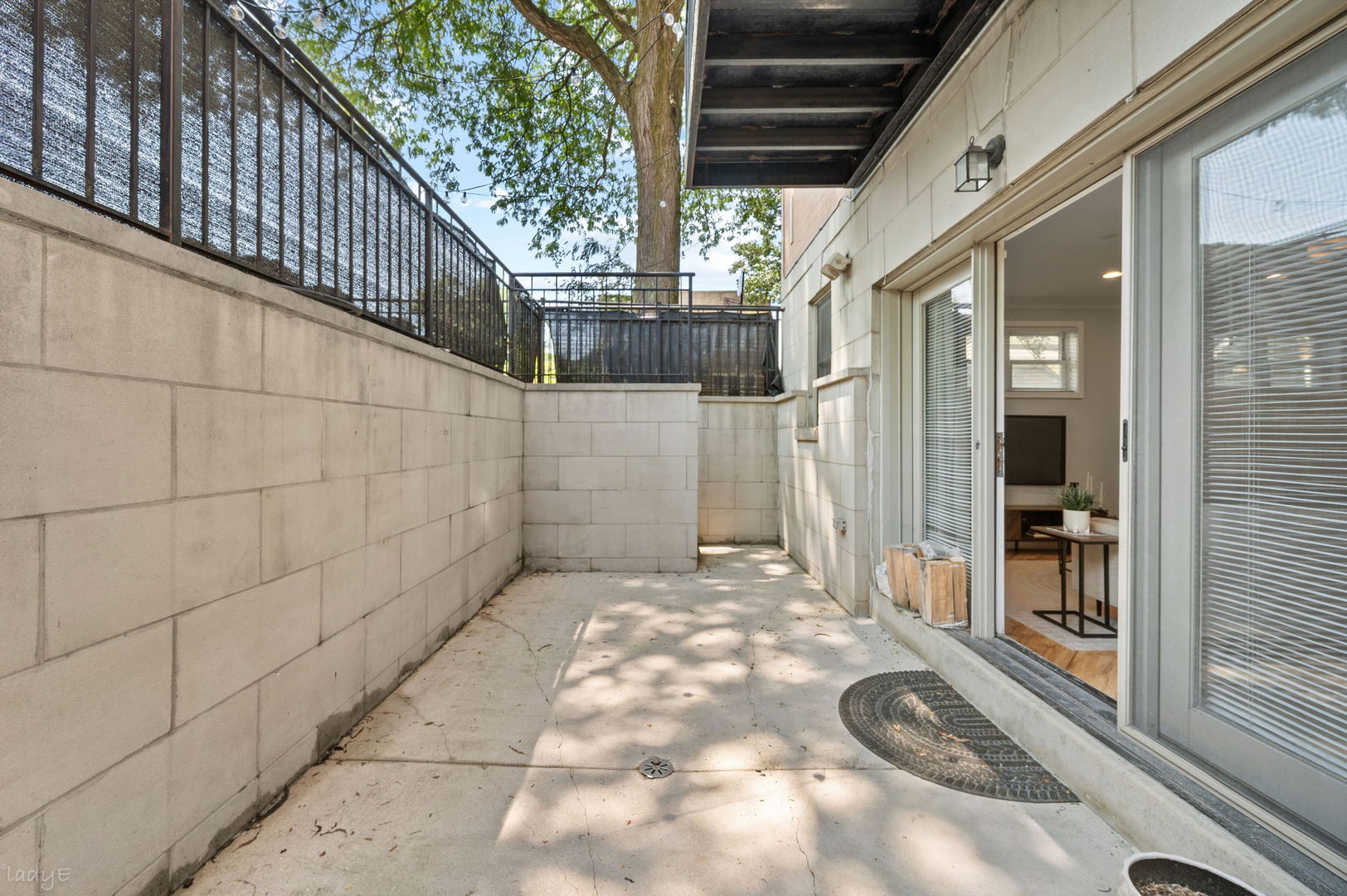 3756 W LELAND Avenue Unit: 1S