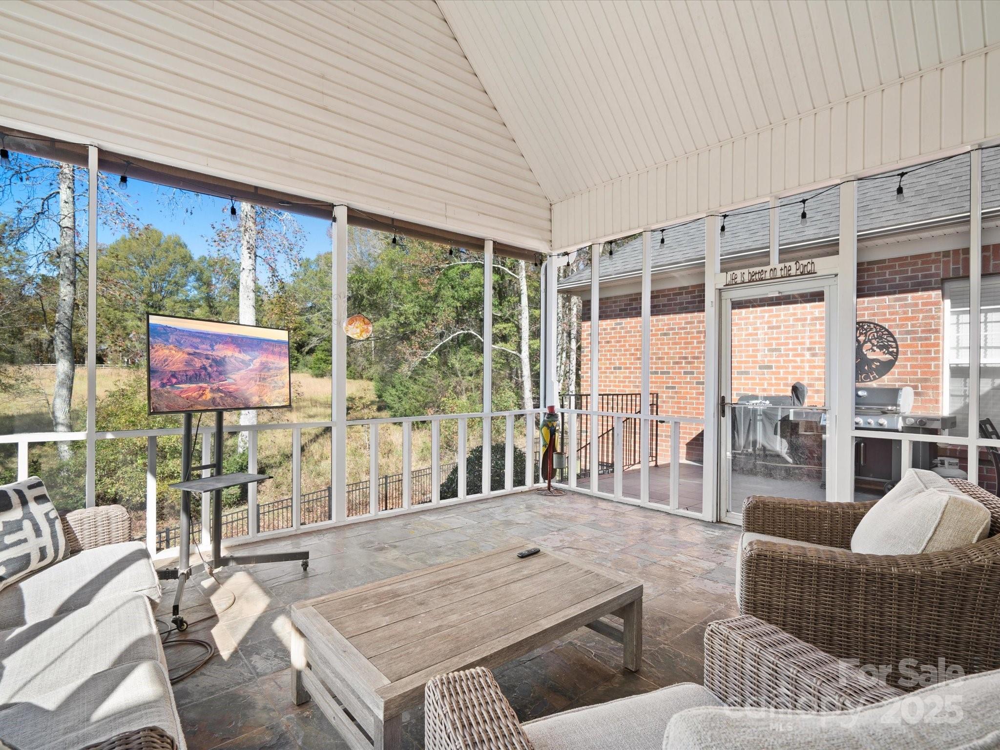 8702 Victory Gallop Court