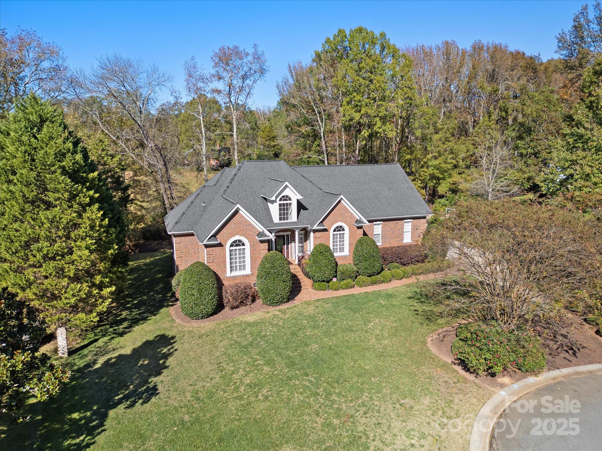 8702 Victory Gallop Court