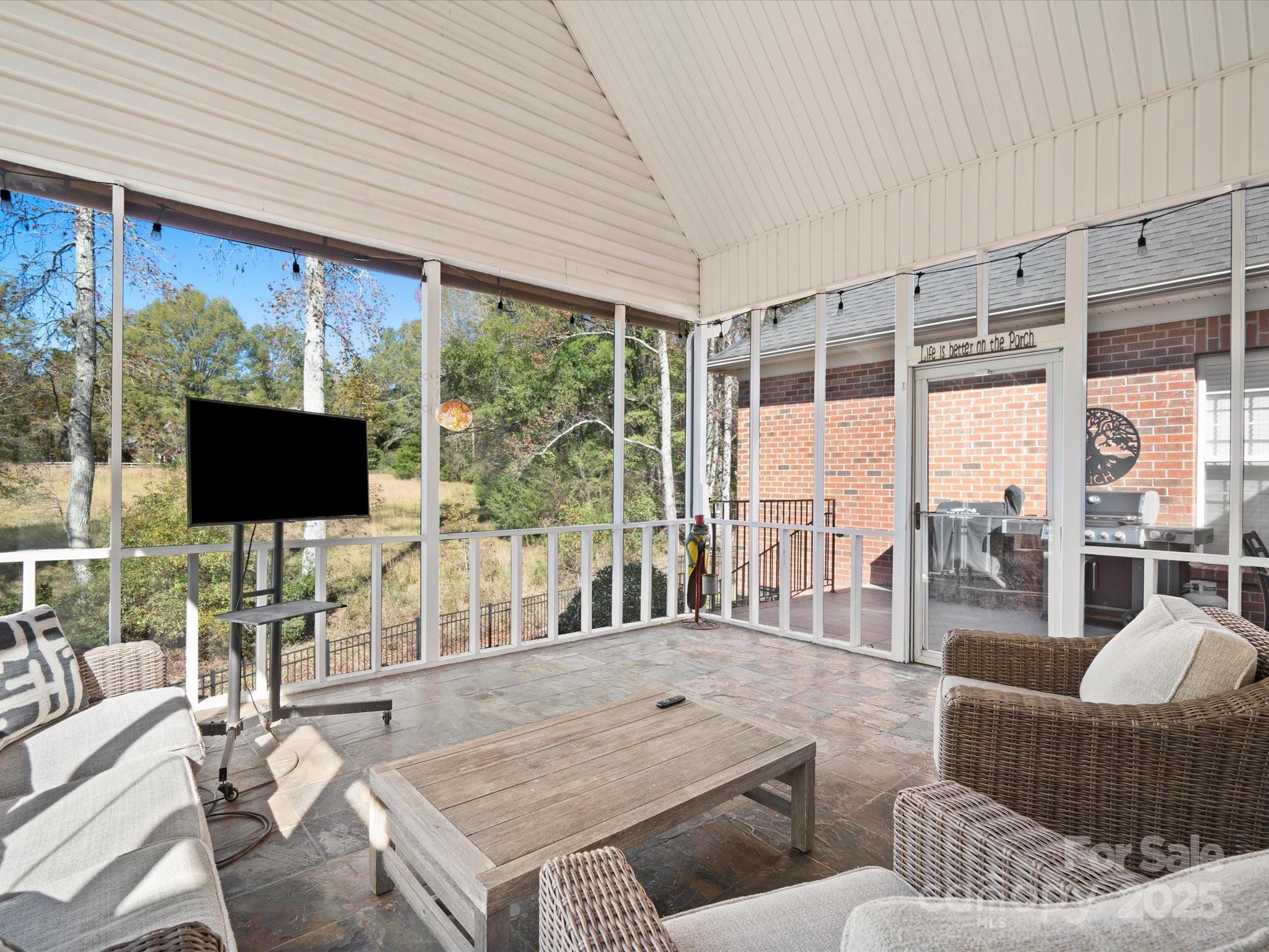8702 Victory Gallop Court