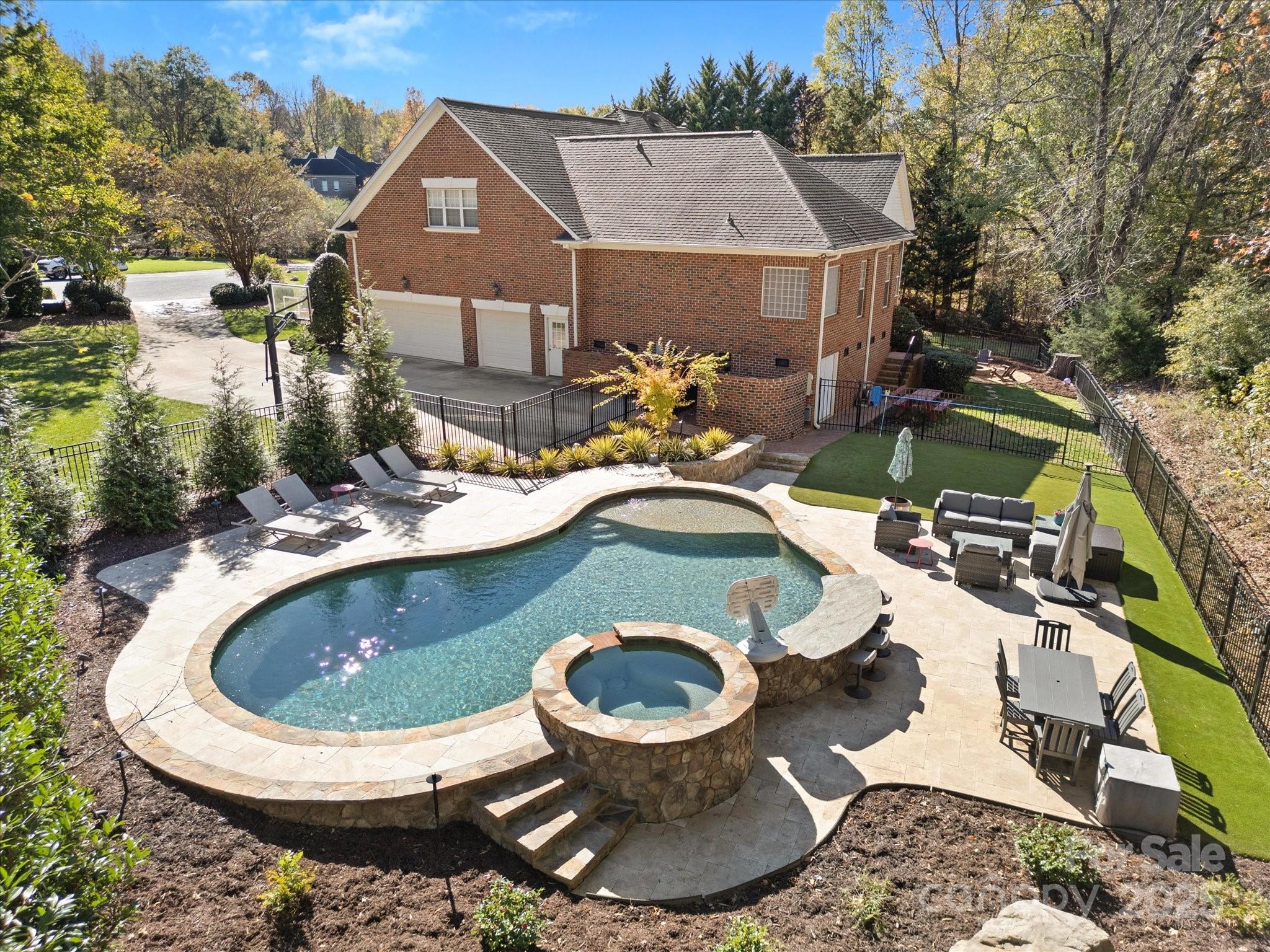 8702 Victory Gallop Court