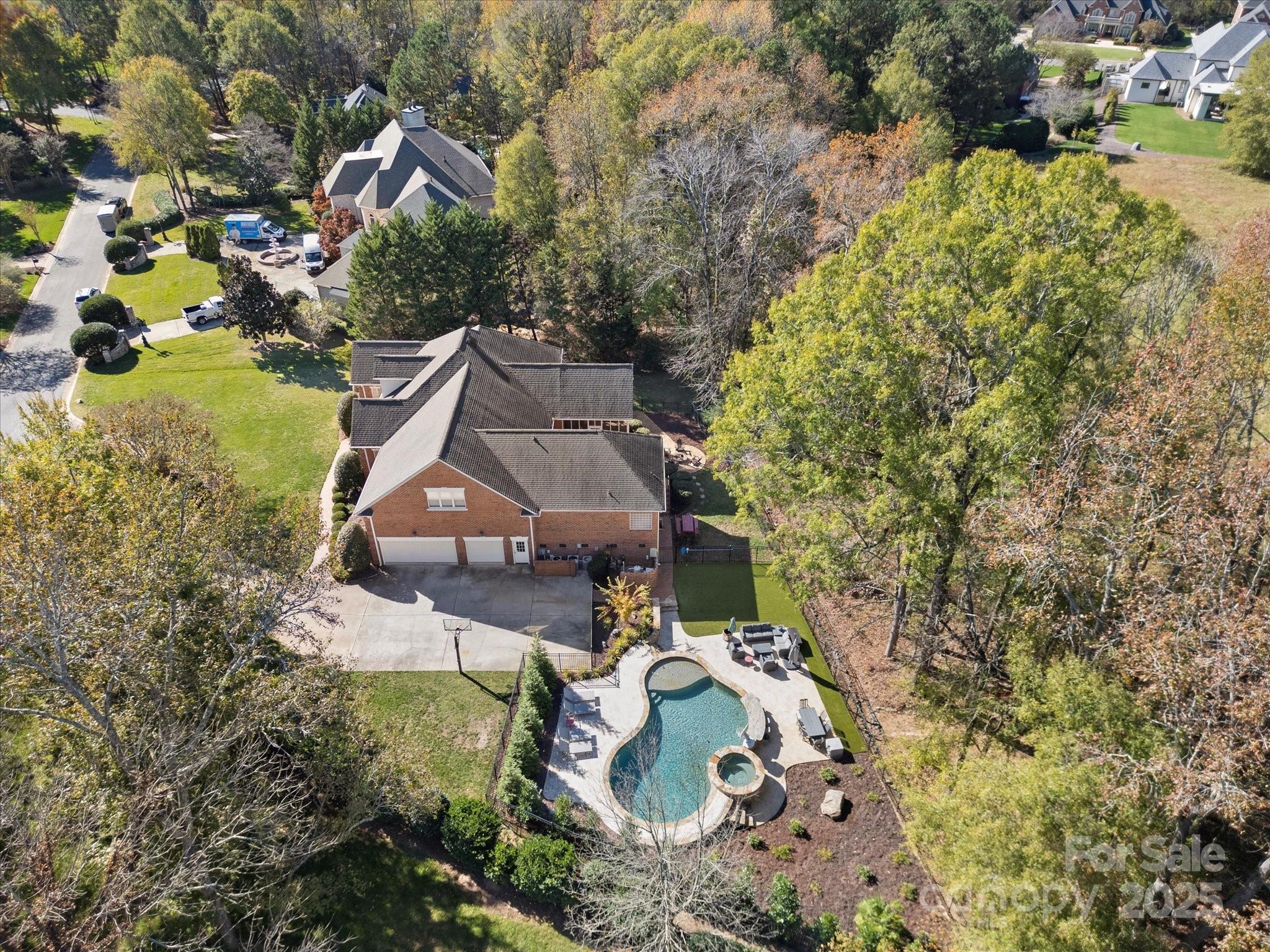 8702 Victory Gallop Court