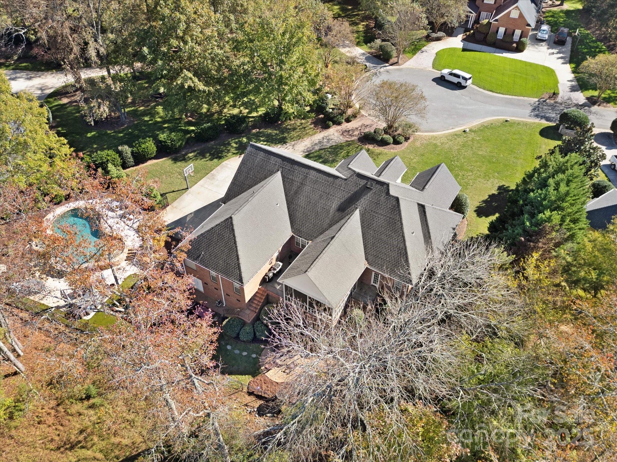 8702 Victory Gallop Court