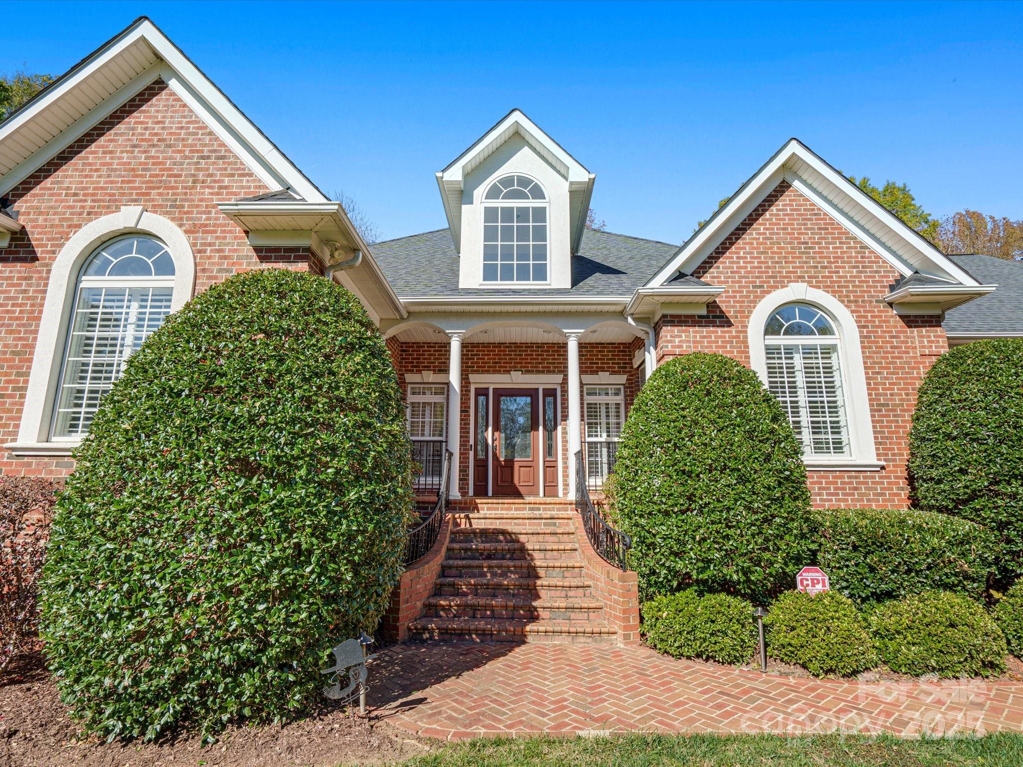 8702 Victory Gallop Court