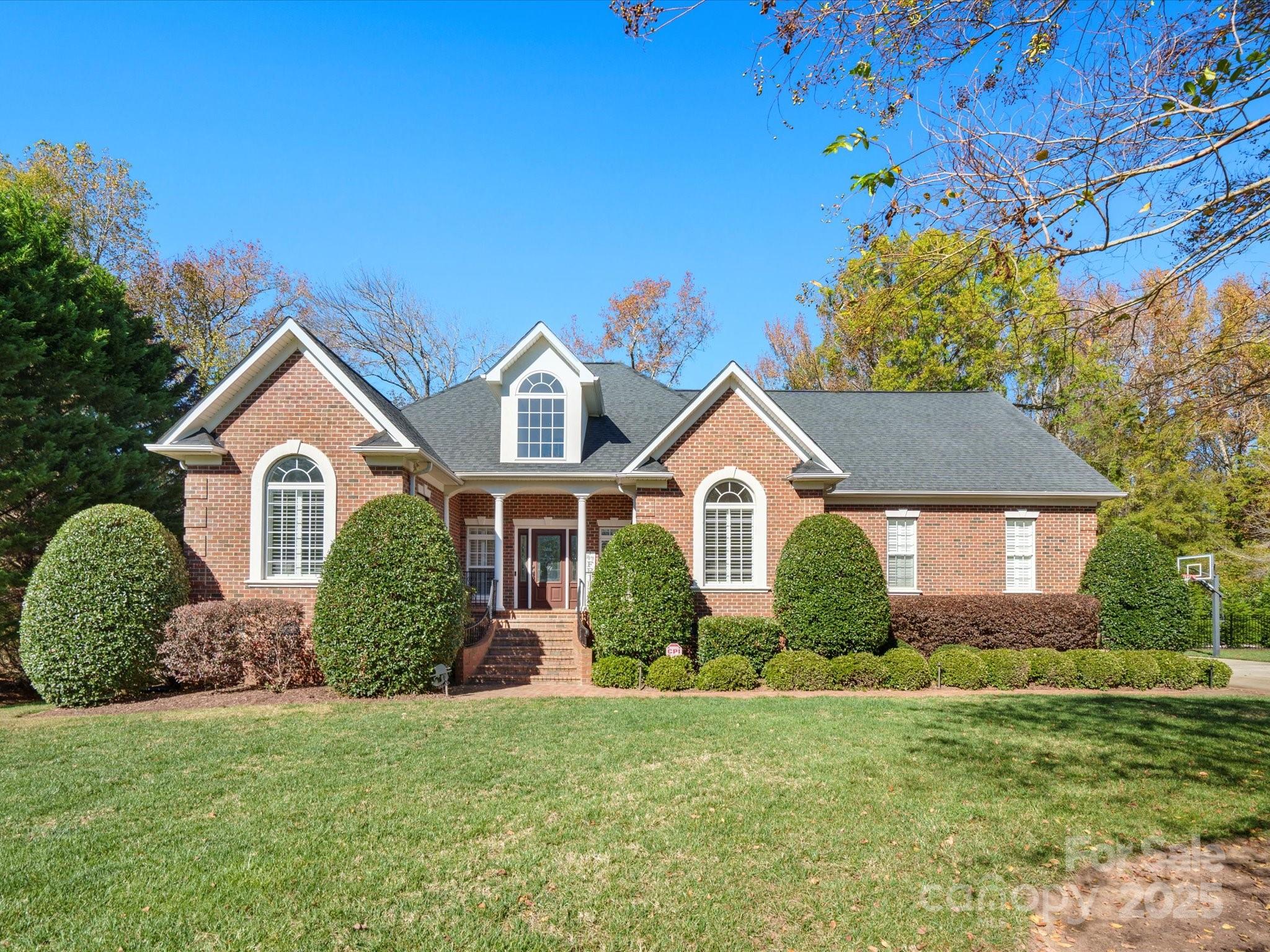 8702 Victory Gallop Court
