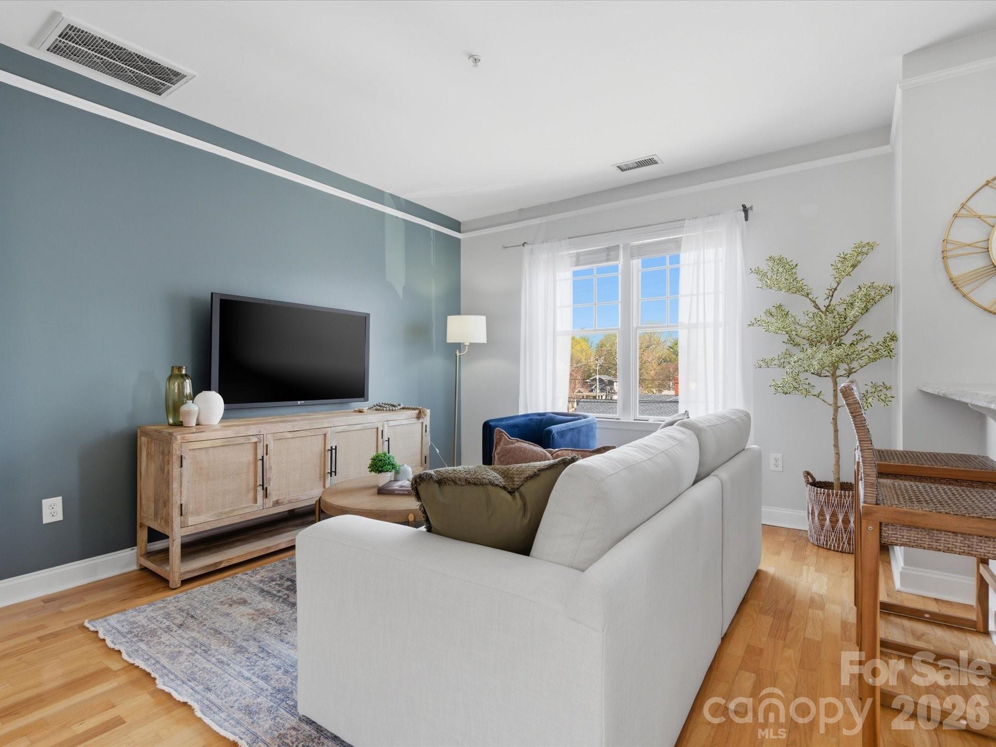 400 Clarice Avenue Unit: 160