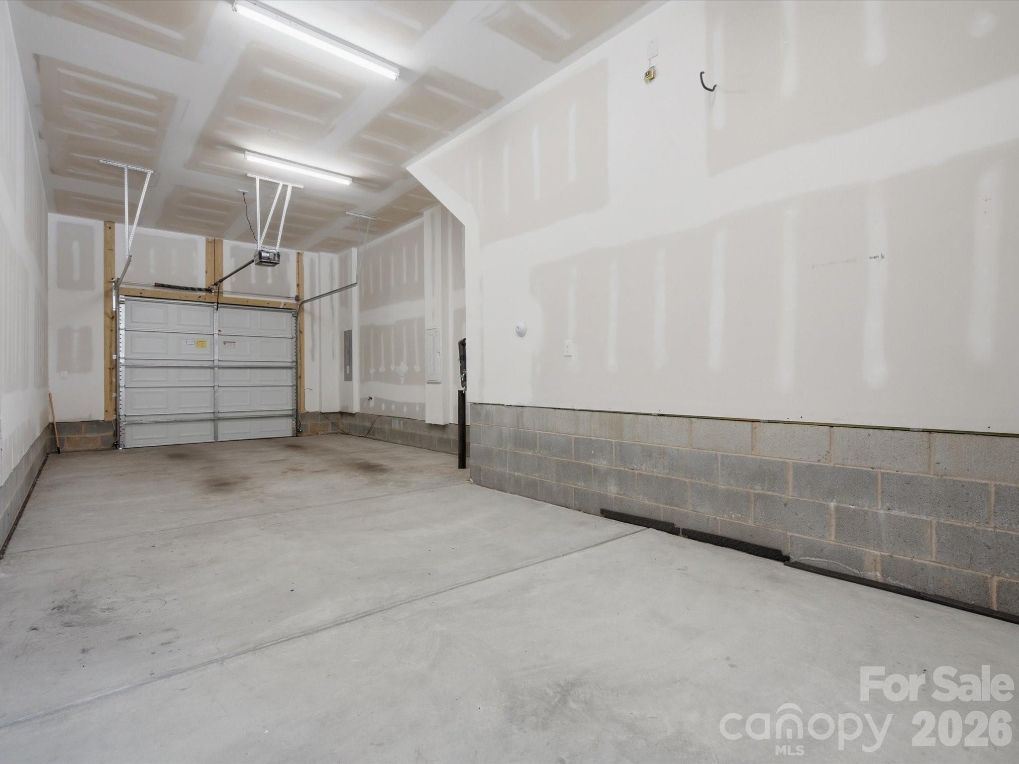 1013 E 36th Street