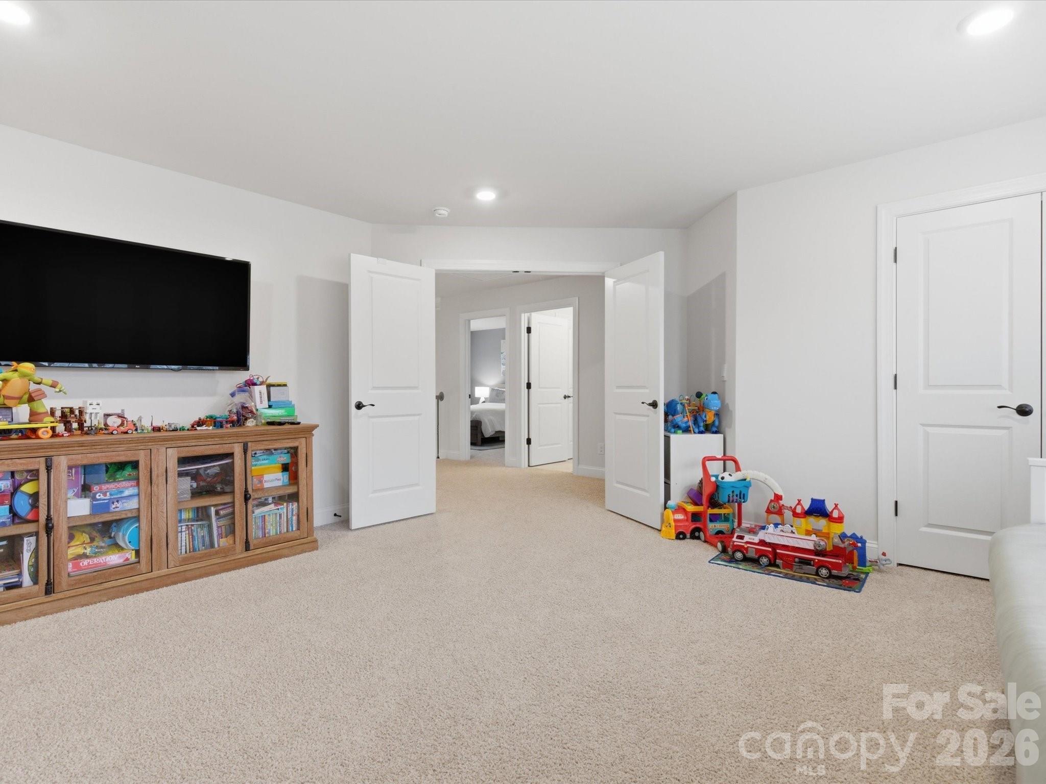 2204 Skybrook Oaks Drive