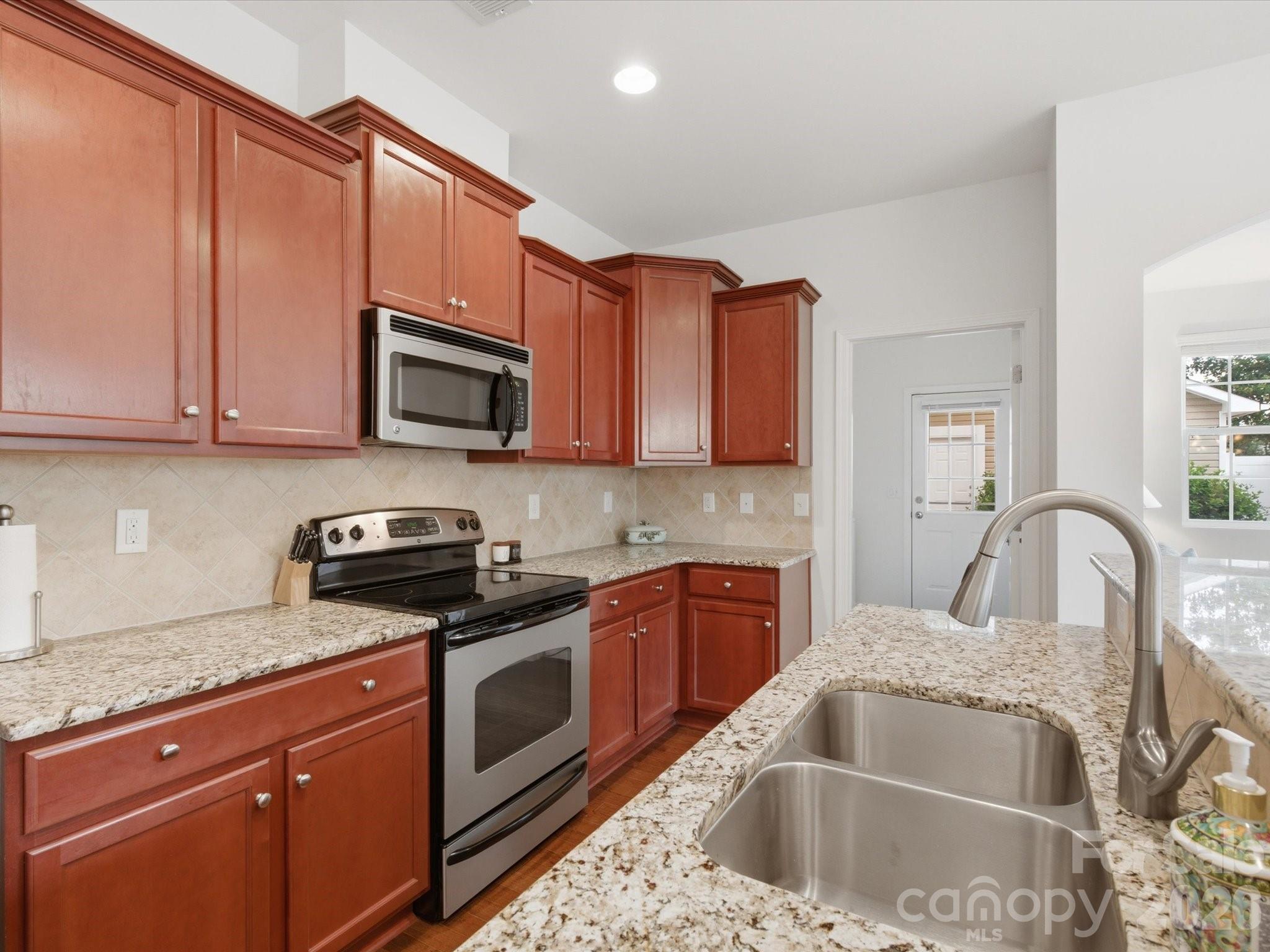 18439 The Commons Boulevard