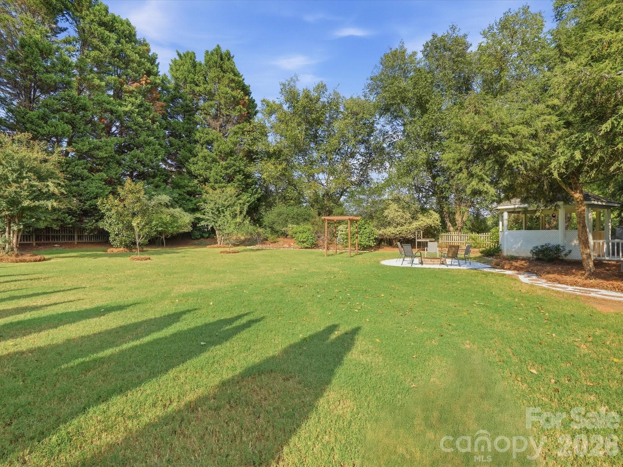 123 Topsail Place