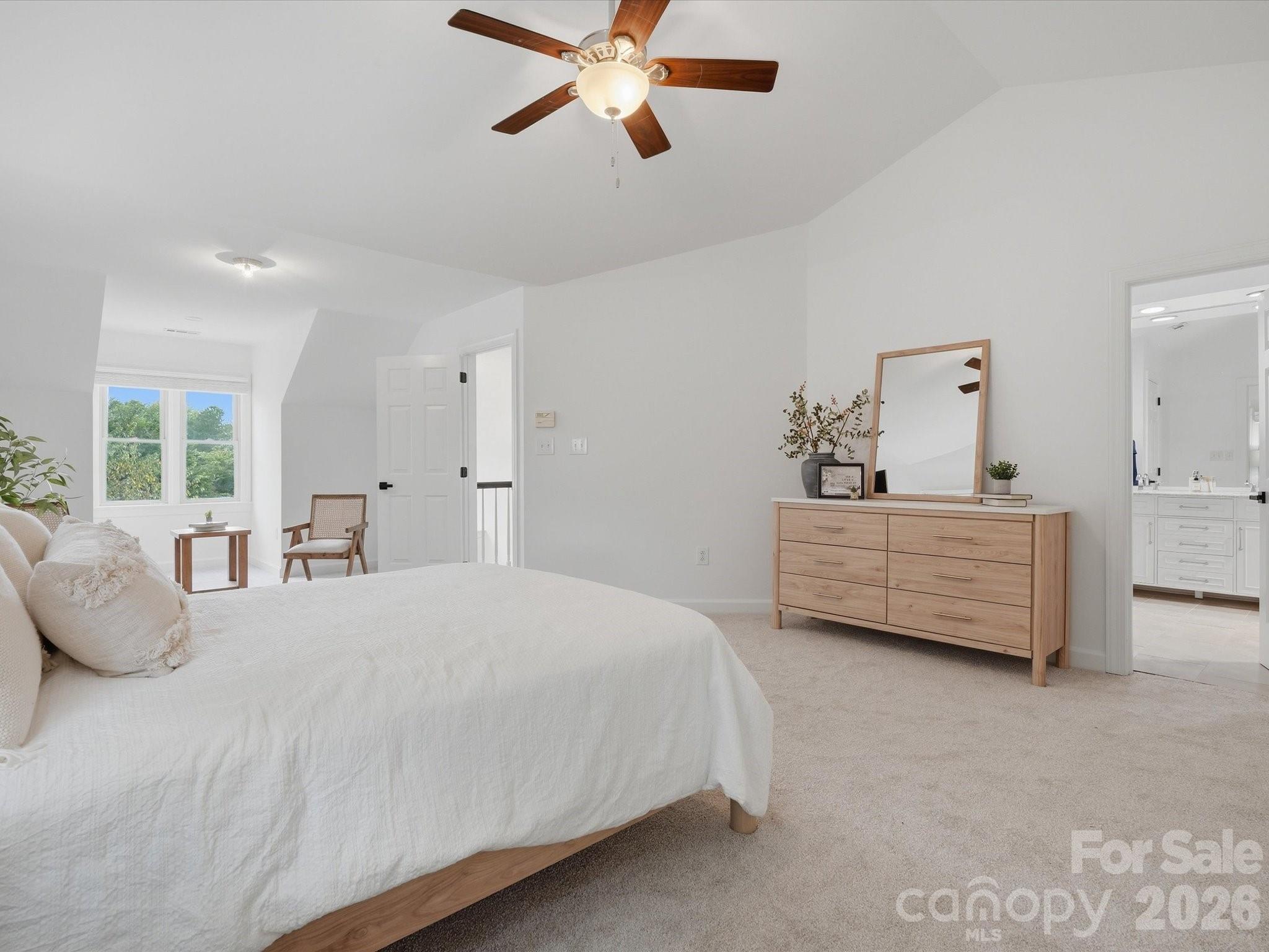 123 Topsail Place