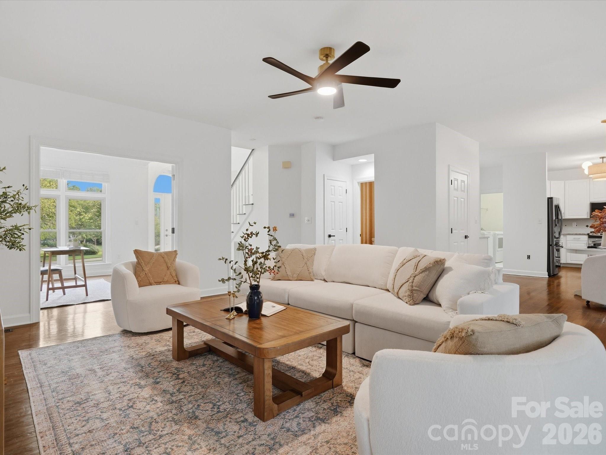 123 Topsail Place