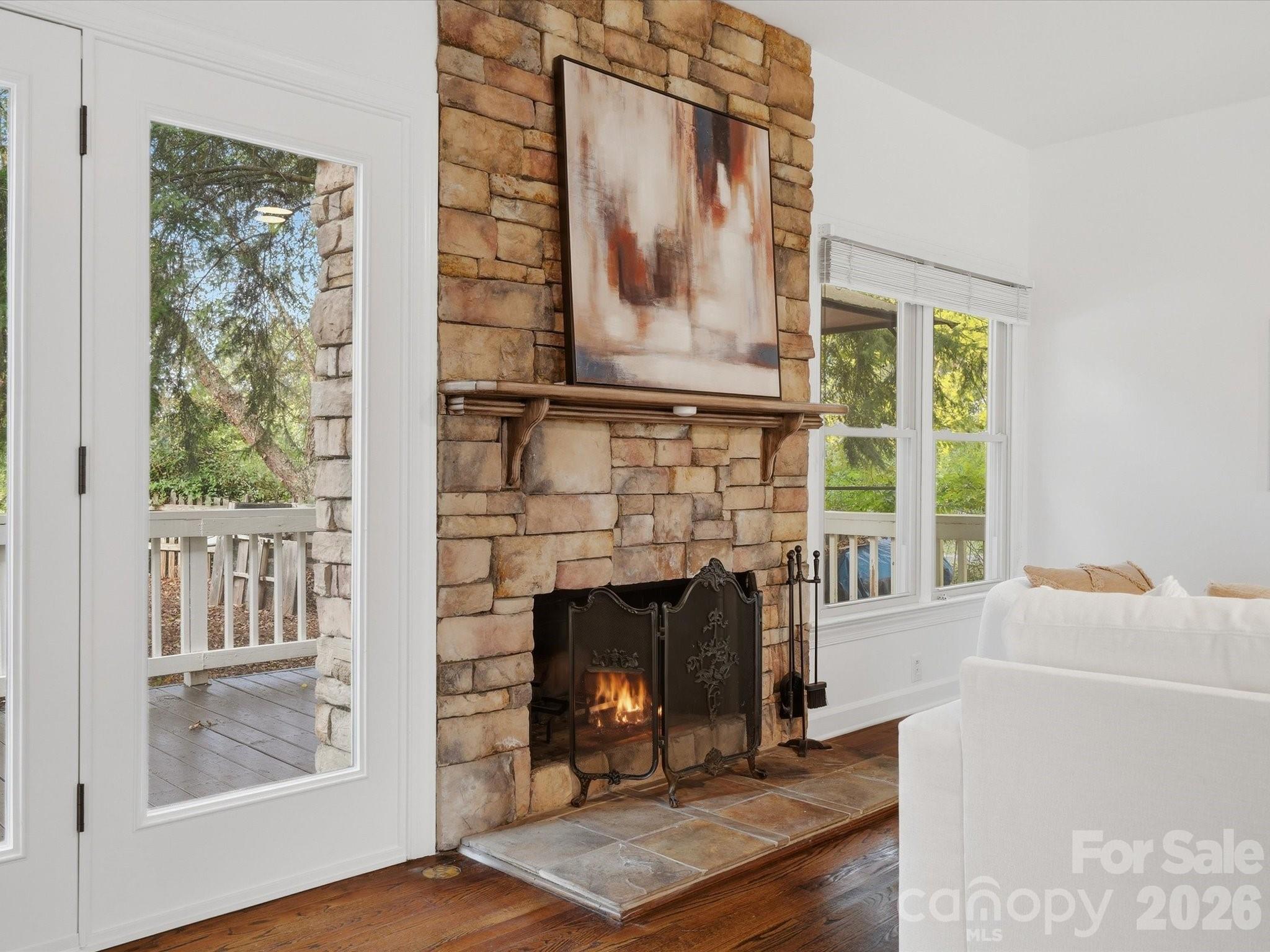 123 Topsail Place
