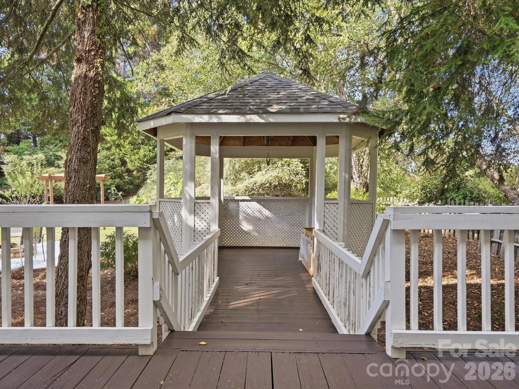 123 Topsail Place