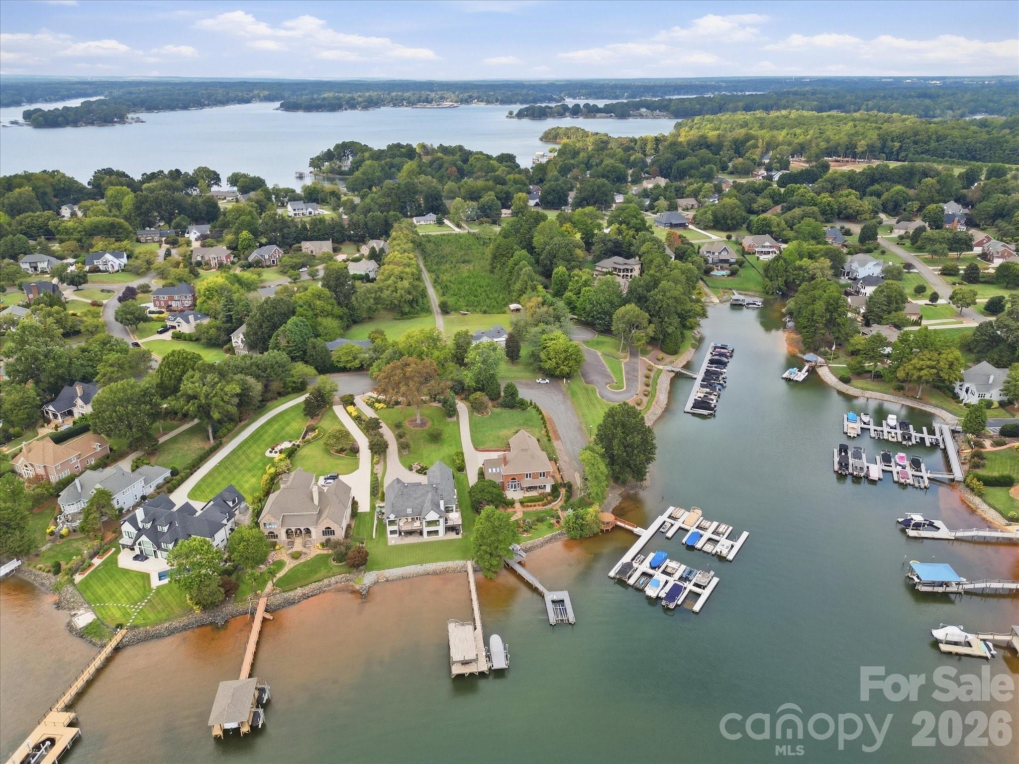 123 Topsail Place