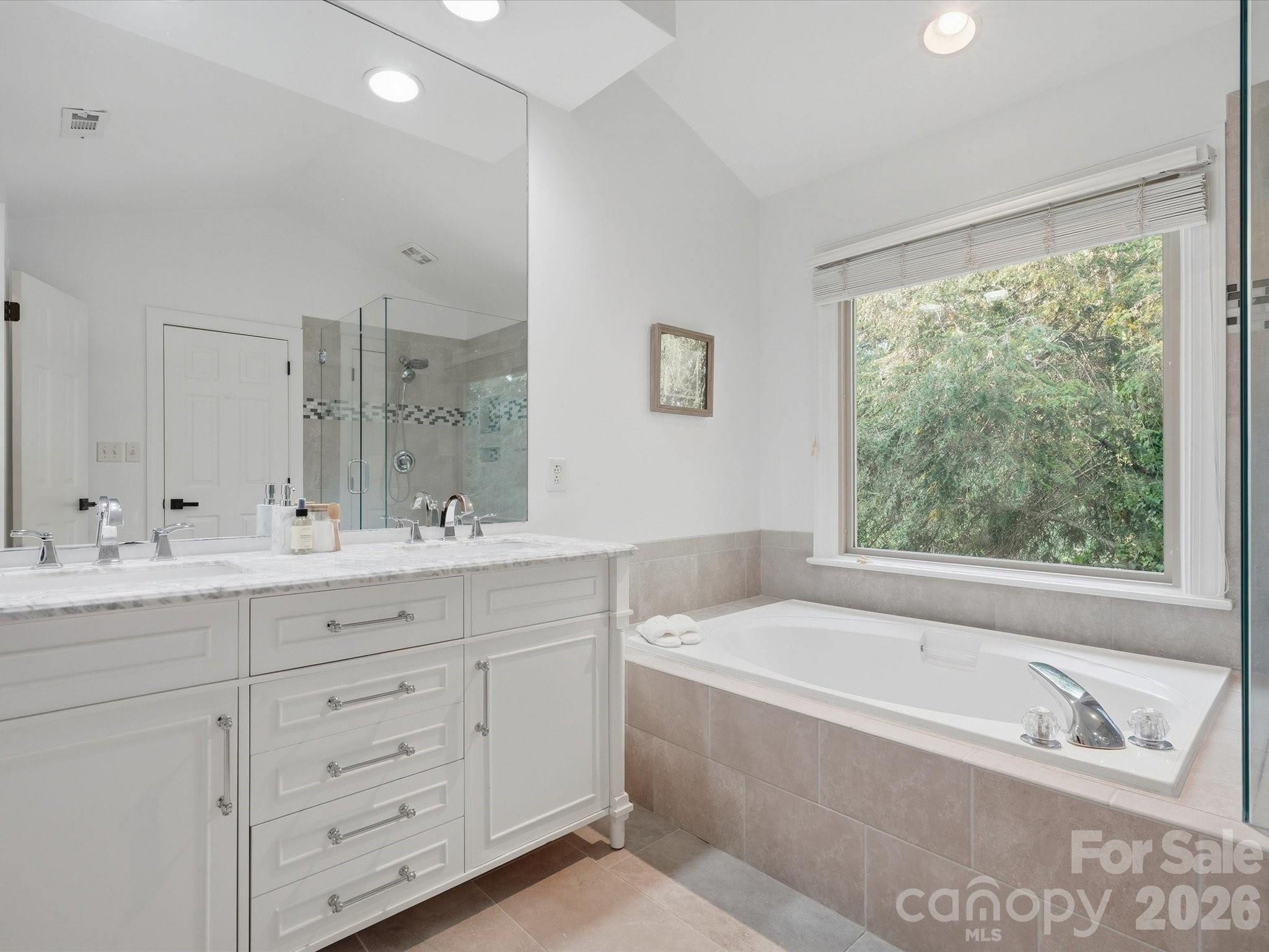 123 Topsail Place
