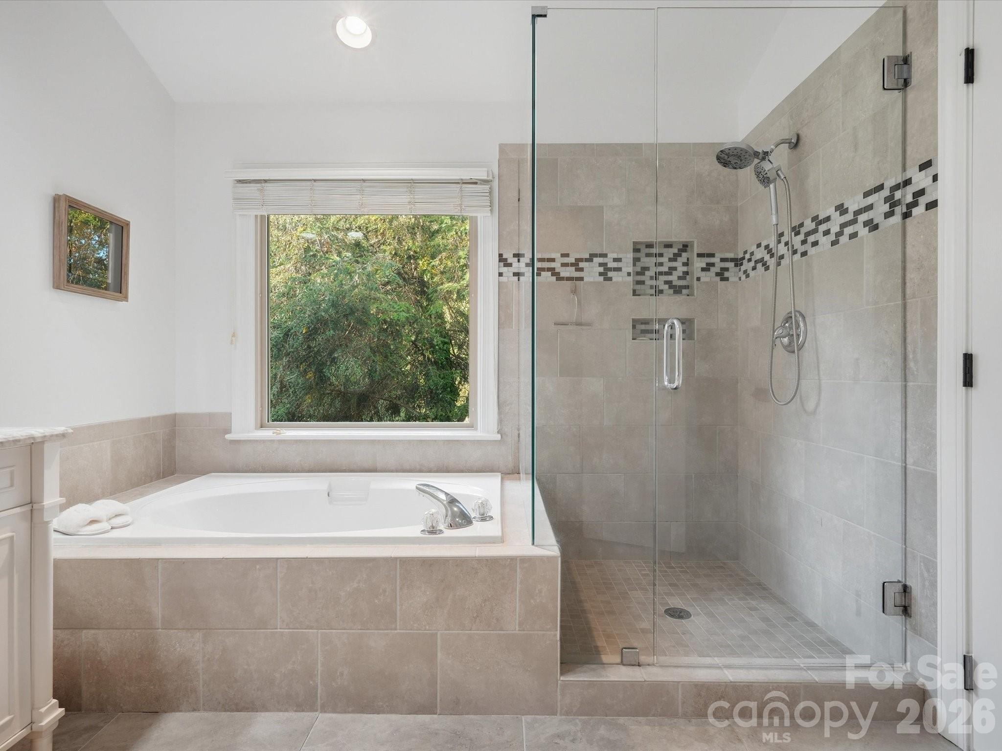 123 Topsail Place